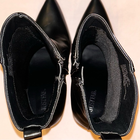 JustFab Boots - Picture 4 of 10